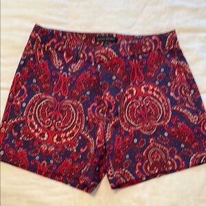 Paisley Patterned Women's Shorts, Banana Republic size 4, never worn, gorgeous